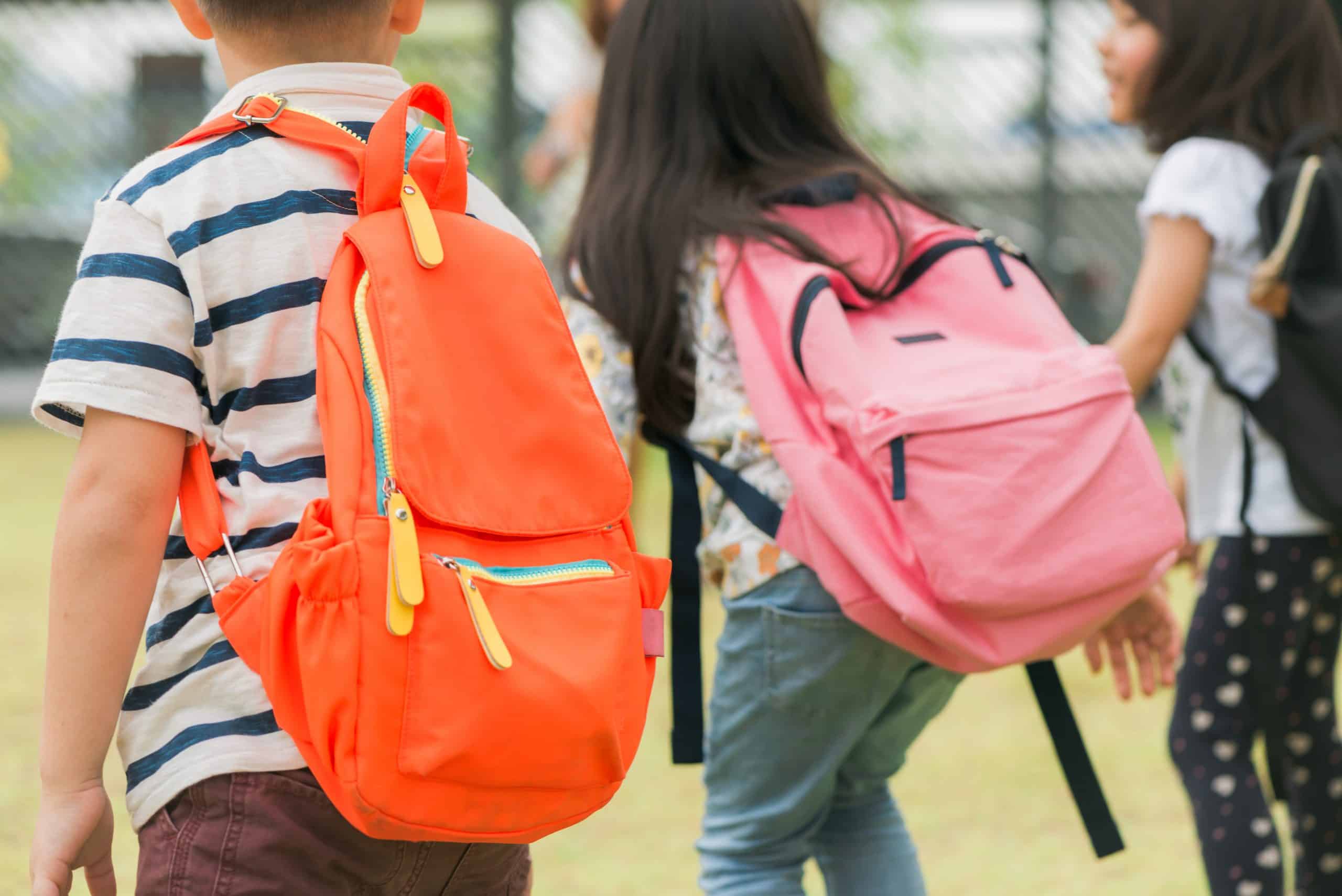 Cómo la quiropráctica nos ayuda a sobrevivir al estrés de la vuelta al colegio